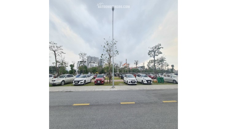  Nhỉnh 5 tỷ có đất gần cổng chính Học viện Nông nghiệp, ngõ ngắn, thông 4 chỗ. Lh 0989894845 